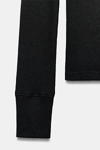 RIBBED LONG-SLEEVE T-SHIRT
