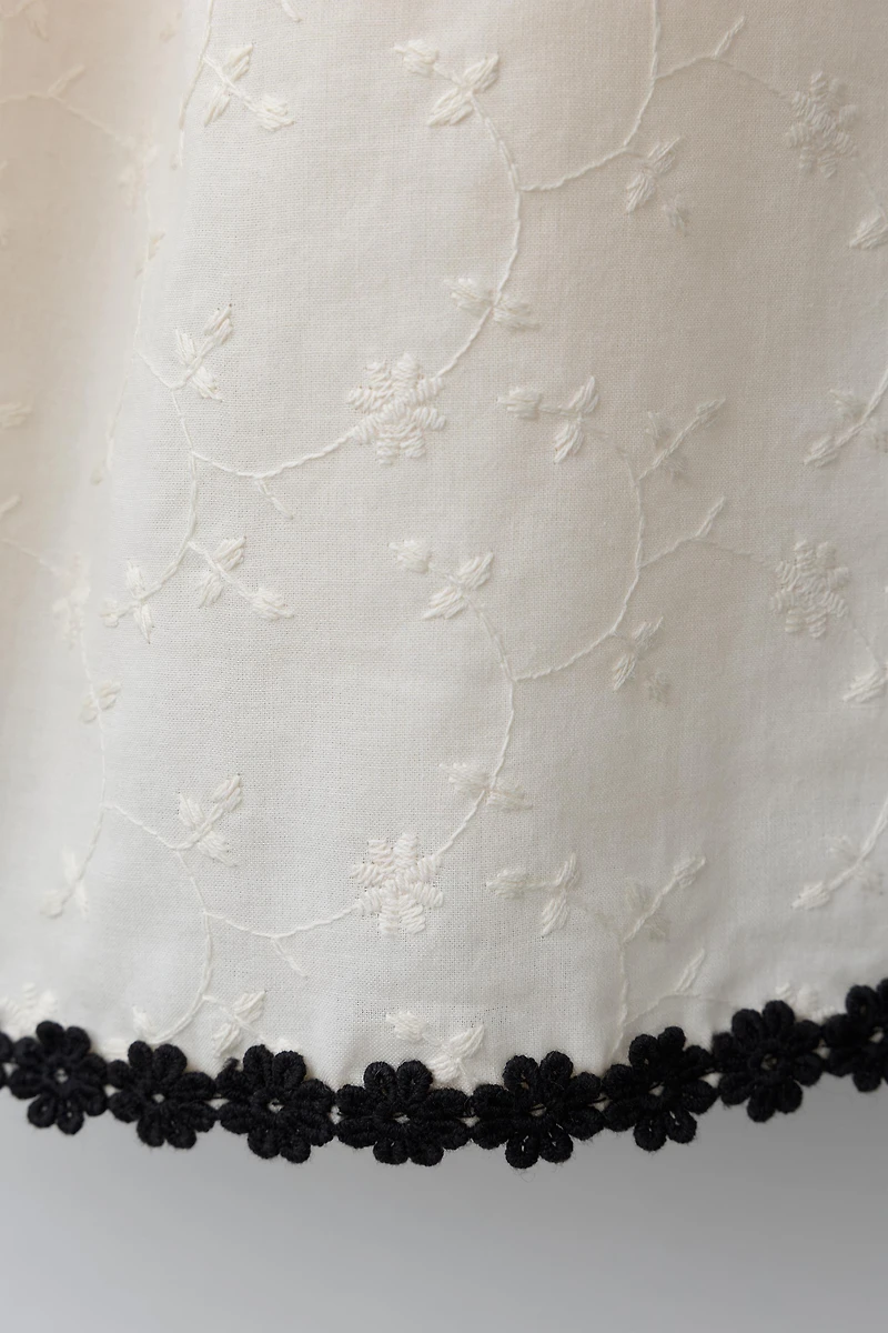 CONTRAST EMBROIDERED DRESS