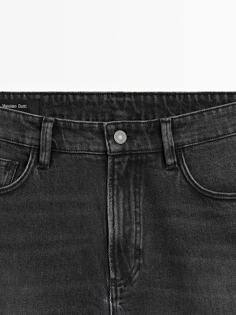 Slim fit jeans