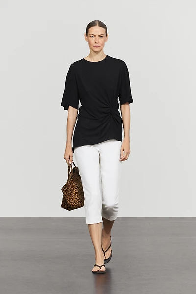 Asymmetric knot-detail T-shirt