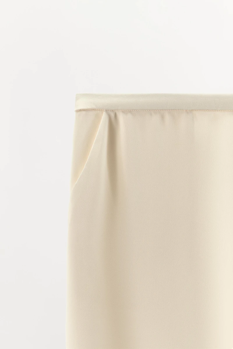 PANTALON SATINÉ DENTELLE