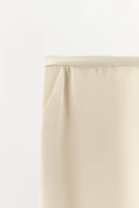 PANTALON SATINÉ DENTELLE