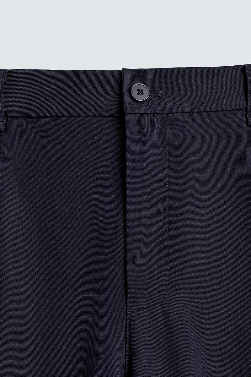 RELAXED FIT FLOWY PANTS