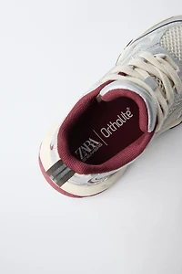 METALLIC ATHLETIC SNEAKERS