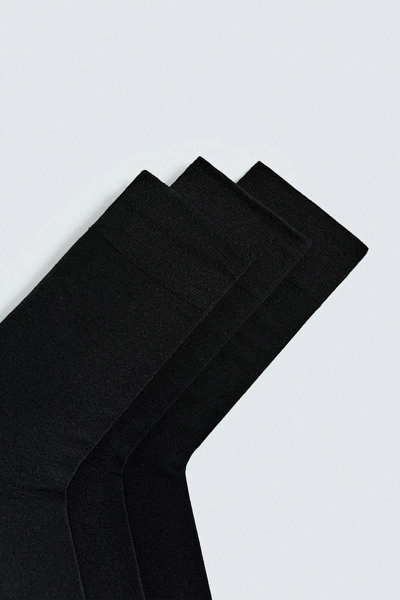 THREE-PACK OF MERCERIZED SOCKS