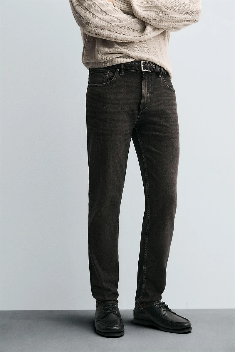BASIC SLIM FIT JEANS