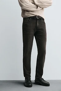 BASIC SLIM FIT JEANS