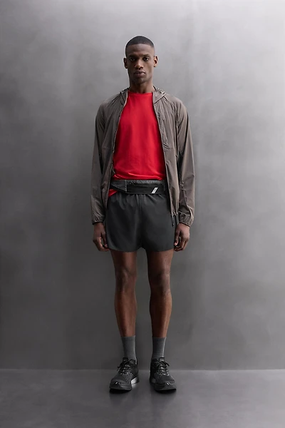 COLOR BLOCK RUNNING SHORTS