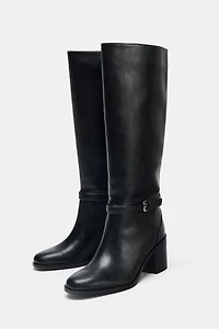 WIDE HEEL BUCKLE BOOTS