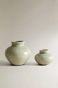 SMALL TERRACOTTA VASE