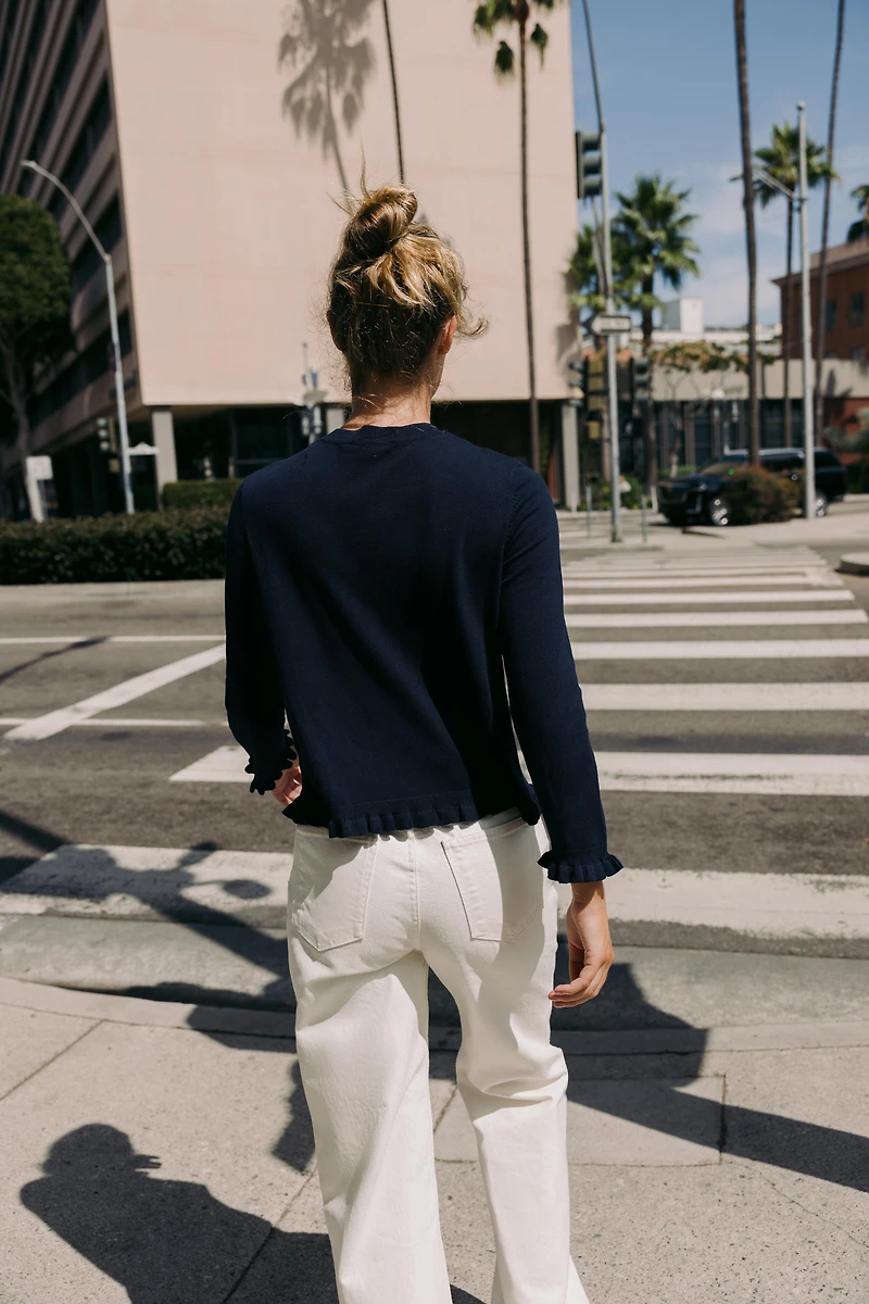RUFFLED KNIT CARDIGAN