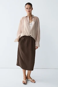 Flowing midi skirt with drawstring