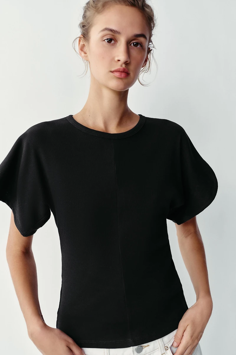 CAP SLEEVE T-SHIRT