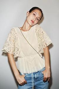 EMBROIDERED TOP