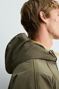 VESTE TECHNIQUE LÉGÈRE DÉPERLANTE