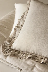 LINEN THROW PILLOW COVER FOR QUILTS WITH LACE TRIM
