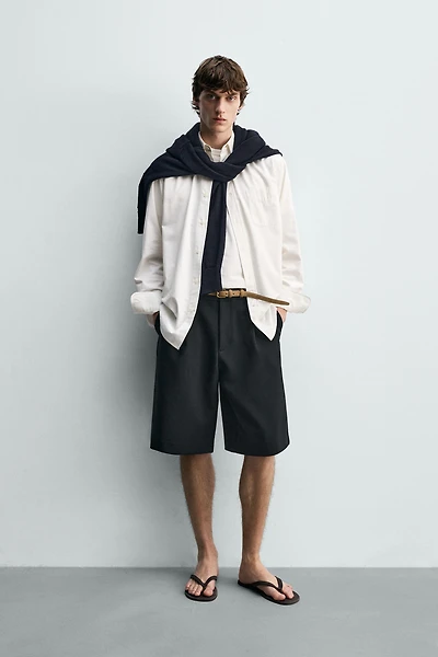 FLOWY PLEATED SHORTS