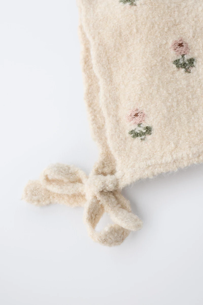FLORAL EMBROIDERED KNIT BONNET