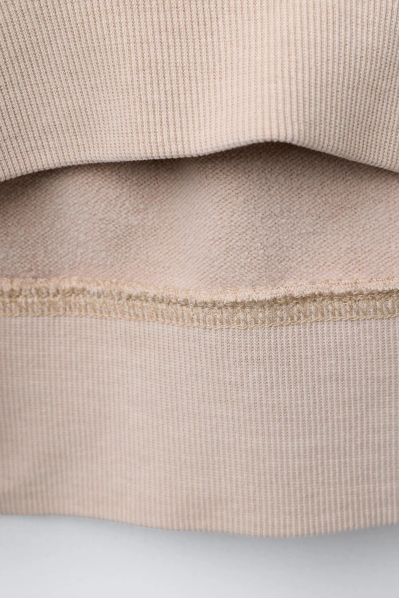 WASHED EFFECT TEXT SWEATSHIRT