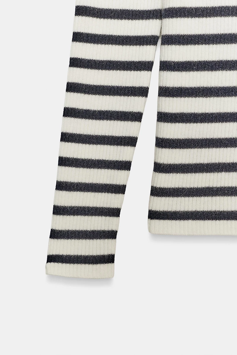 EXTRA SOFT STRIPED KNIT SWEATER