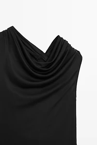 Flowing top with knot detail