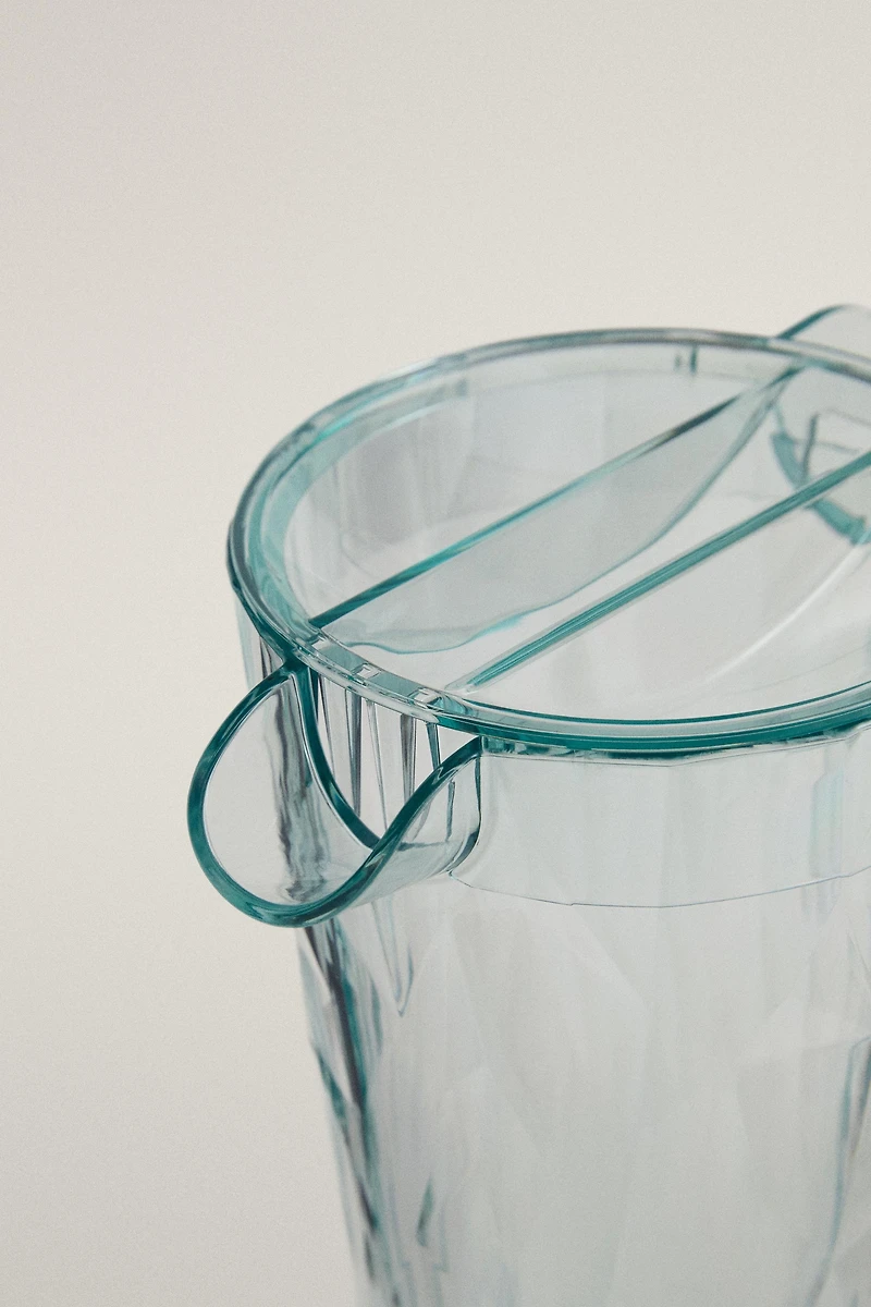 ACRYLIC PITCHER WITH RAISED DIAMOND DESIGN