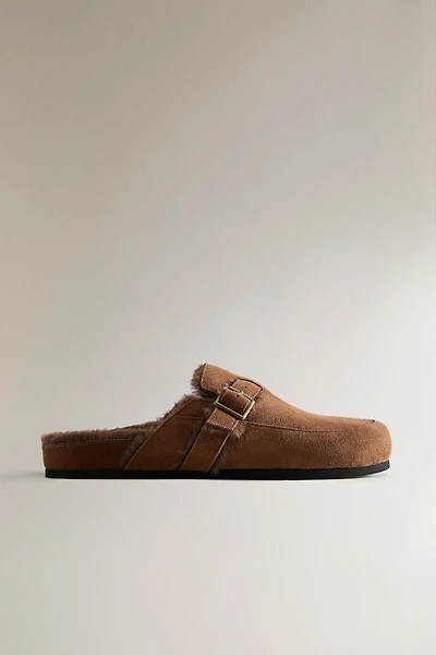 WARM LEATHER CLOGS WITH BUCKLE