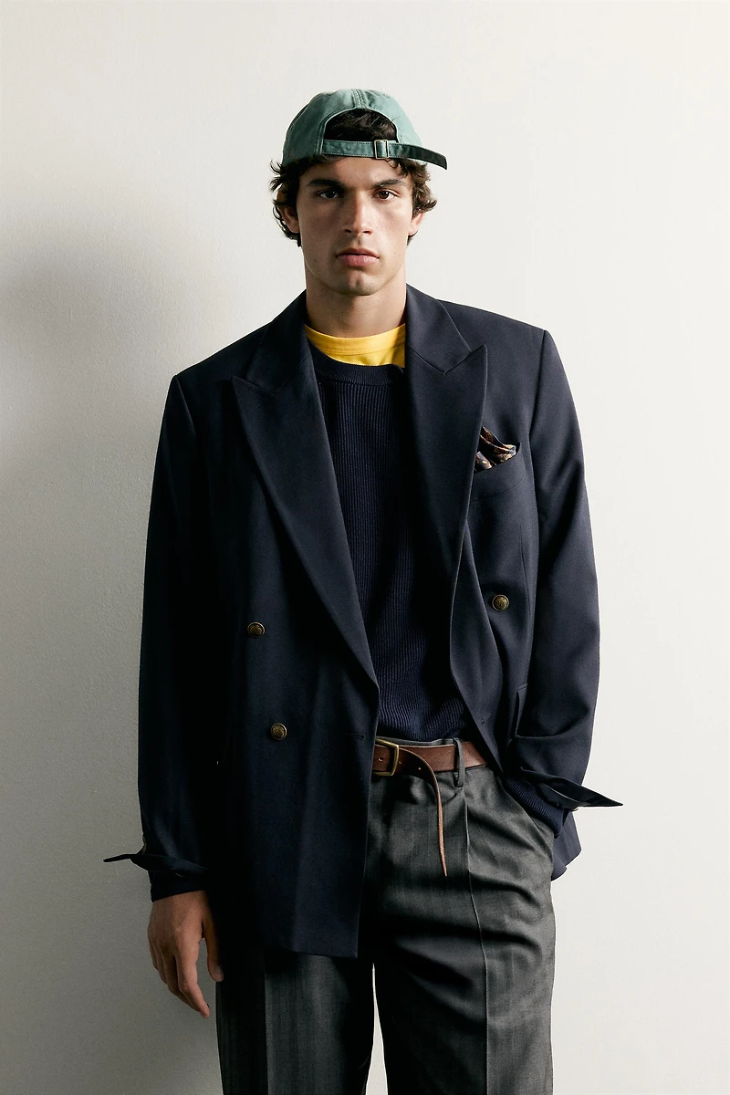 GOLD BUTTON DOUBLE BREASTED BLAZER