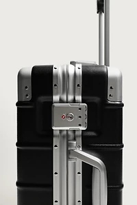 TRAVEL SUITCASE