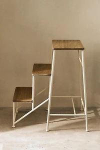 THREE-STEP LADDER STOOL