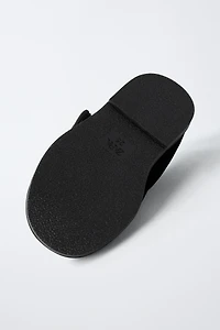 CLASSIC BALLET FLATS