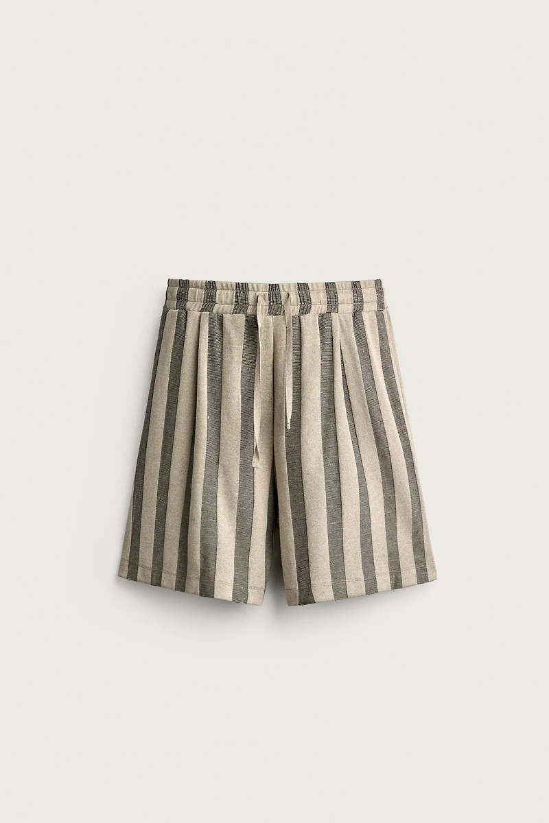STRIPED JACQUARD PLEATED SHORTS