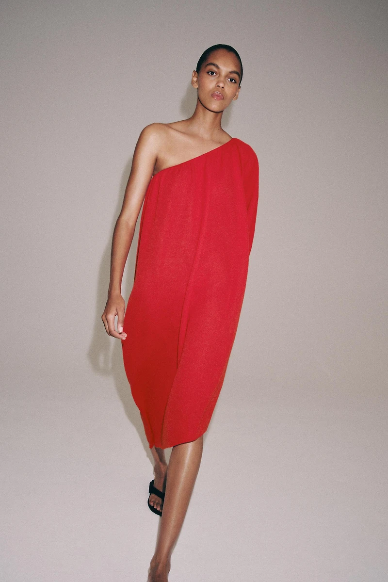 ASYMMETRIC KNIT DRESS