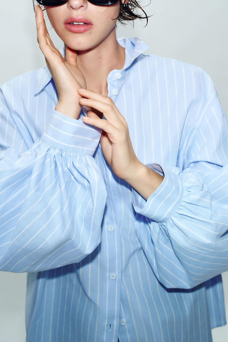 CHEMISE À RAYURES ET MANCHES BOUFFANTES