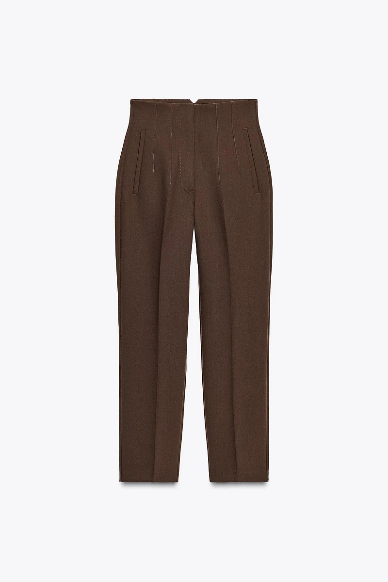PANTS WITH A HIGH WAIST