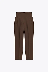 PANTS WITH A HIGH WAIST