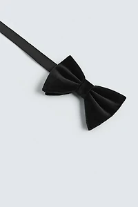 VELVET BOW TIE