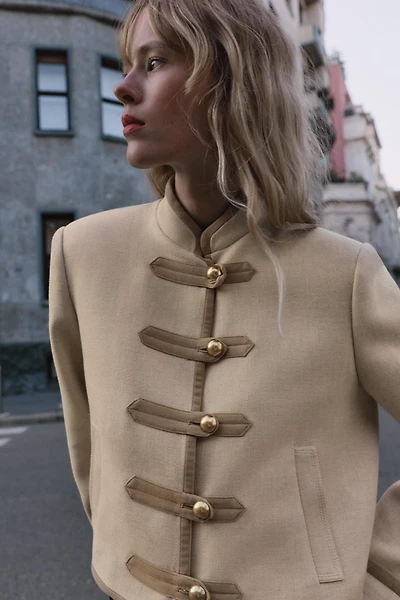 FROG FASTENER SHOULDER PAD JACKET