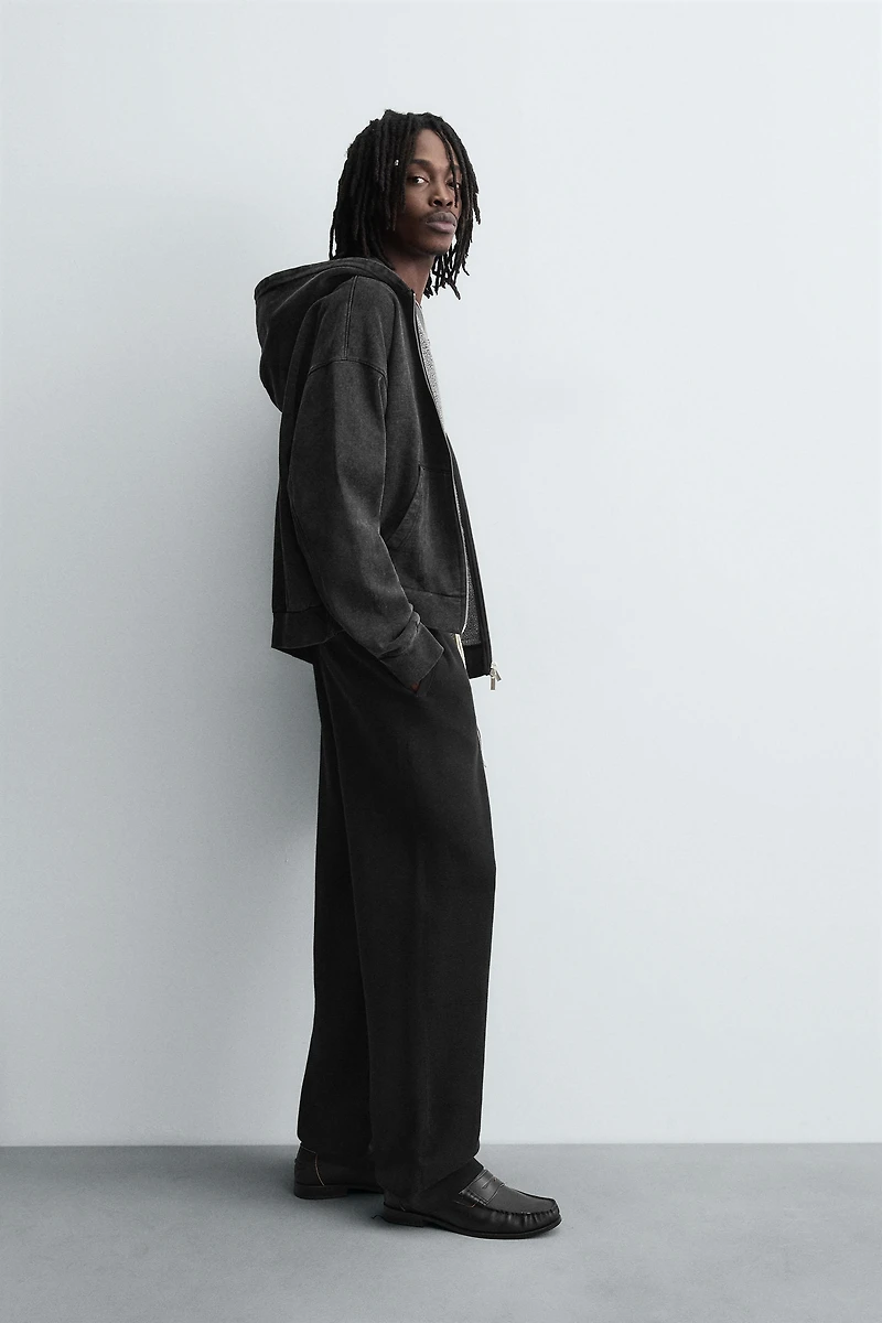 TEXTURED KNIT PANTS