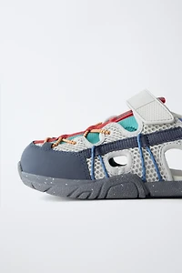BAREFOOT SNEAKERS WITH CUTOUTS
