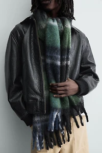 ÉCHARPE À CARREAUX BROSSÉE