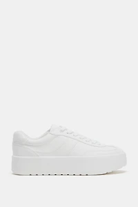 PLATFORM SHOES WITH LUG SOLE