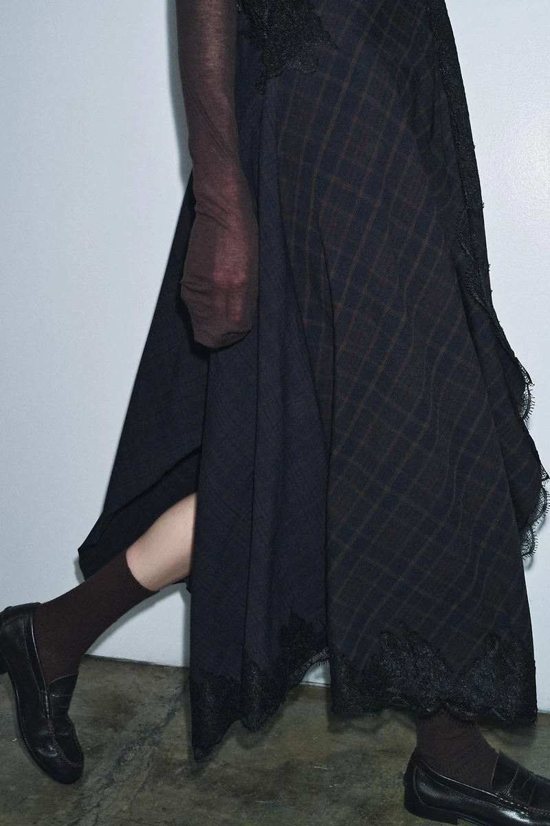 ROBE EN MATIÈRES VARIÉES ET DENTELLE ZW COLLECTION LIMITED EDITION