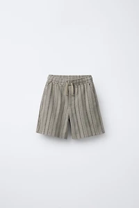 TEXTURED STRIPED SHORTS
