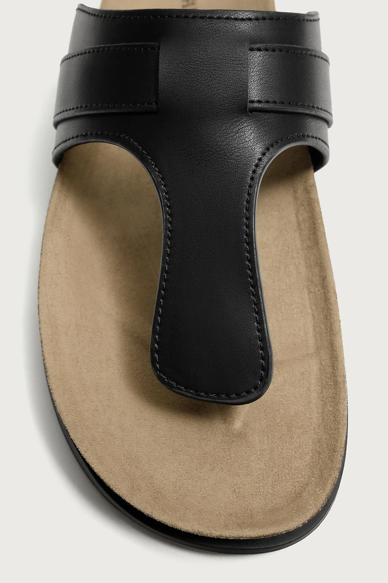 STRAP SANDALS