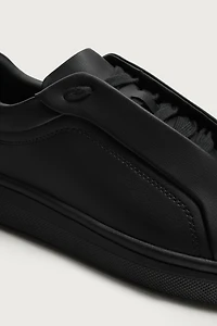 CHUNKY SNEAKERS