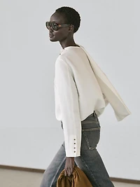 Flowing shirt with button details