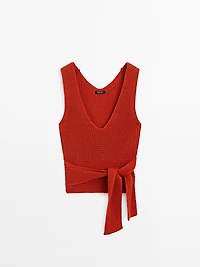 100% cotton top with tie detail