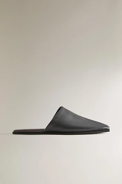 LEATHER MULE SLIPPERS