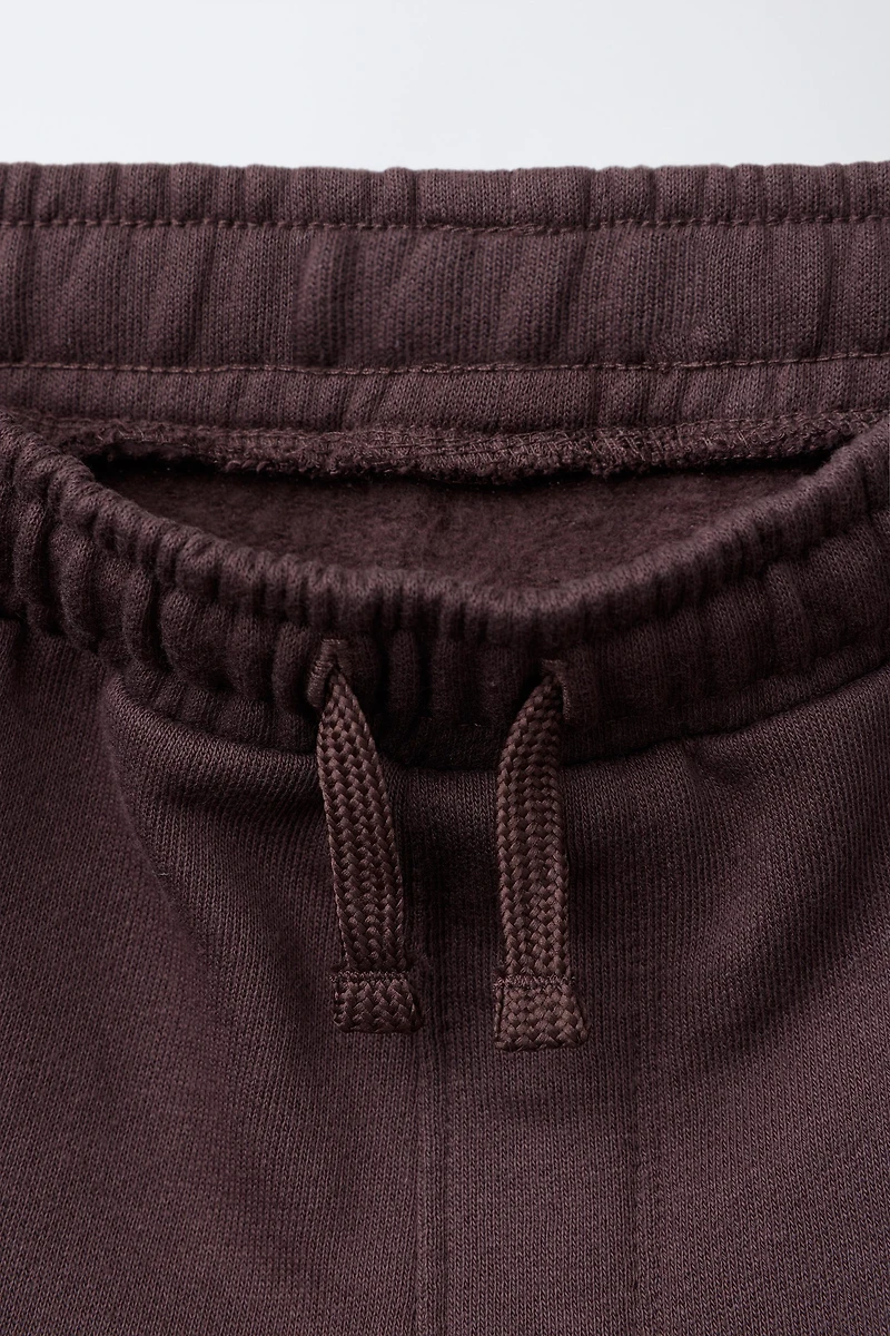 ENSEMBLE SWEAT ZIPPÉ ET PANTALON DE JOG AVEC ÉTIQUETTES